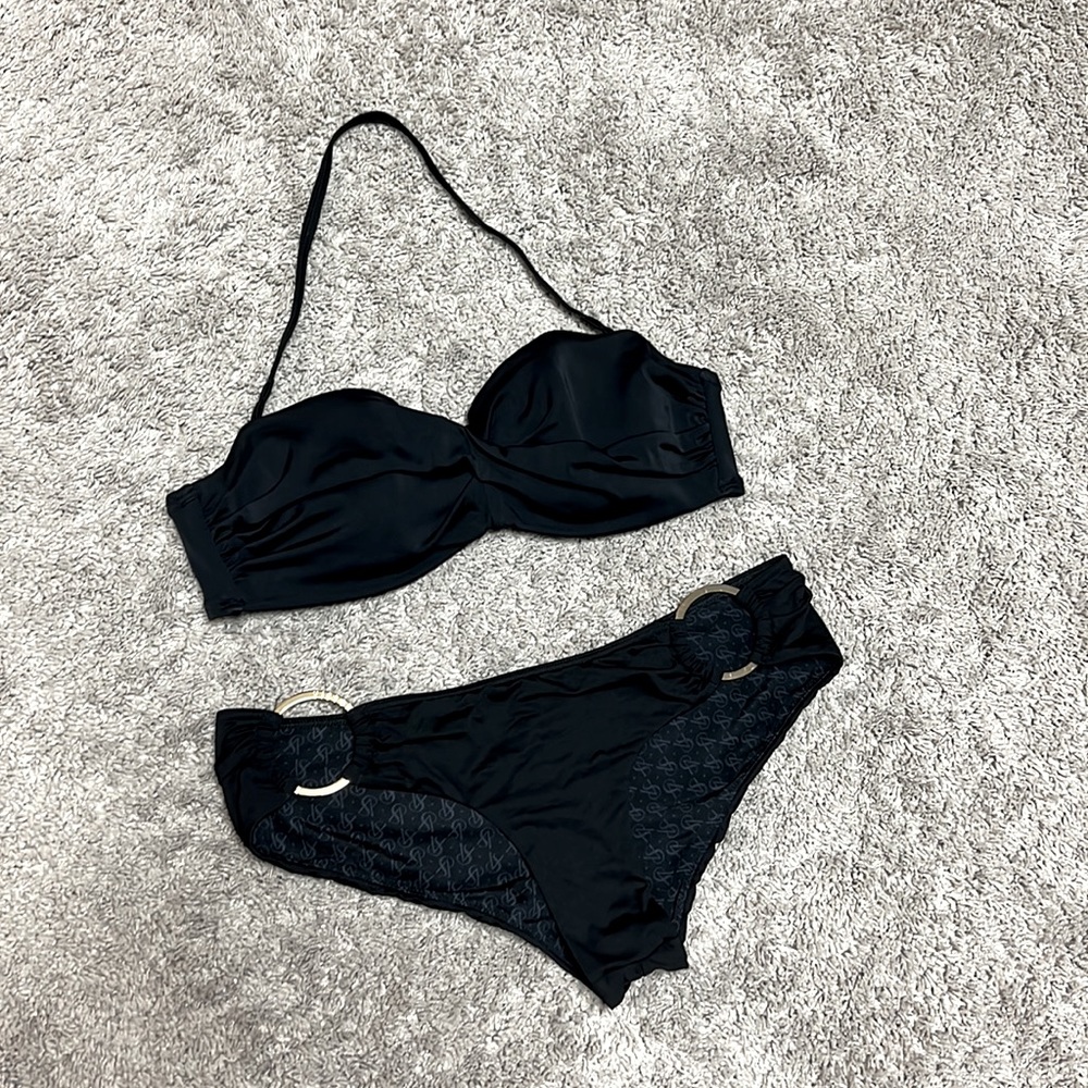Victoria’s Secret Bikini 36B top S Bottom